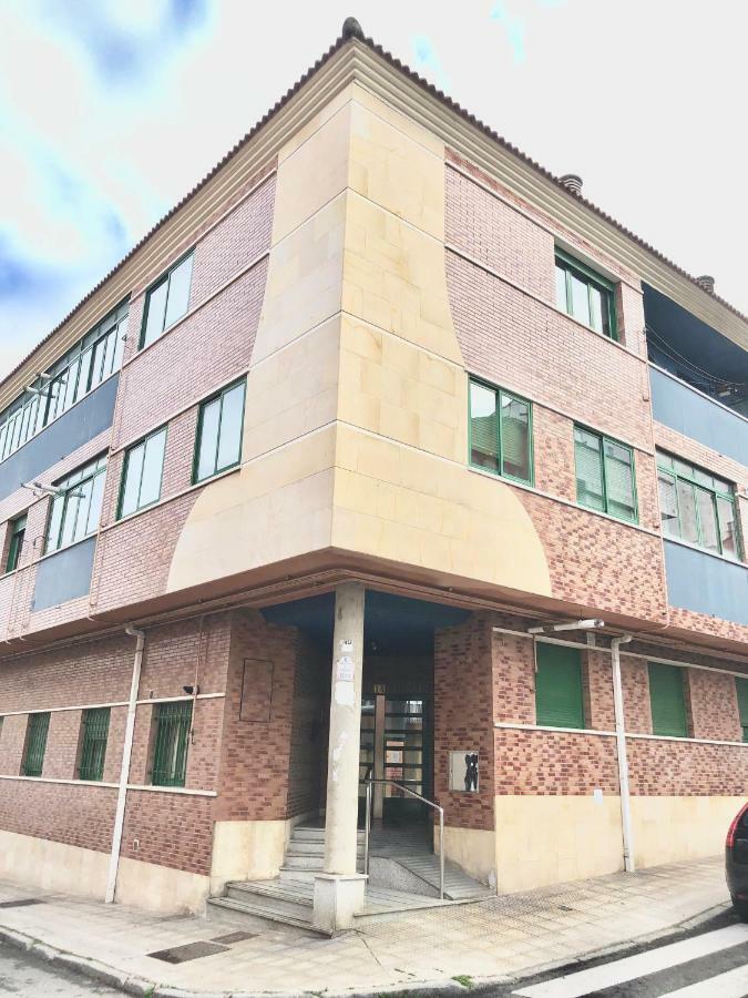 Apartamento W W W GoyaHospitales es Bajo B León Exterior foto
